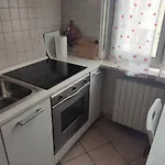아파트 Near Metro *