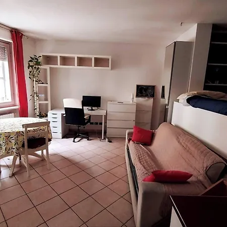 Apartment Near Metro *