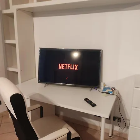 Near Metro * トリノ